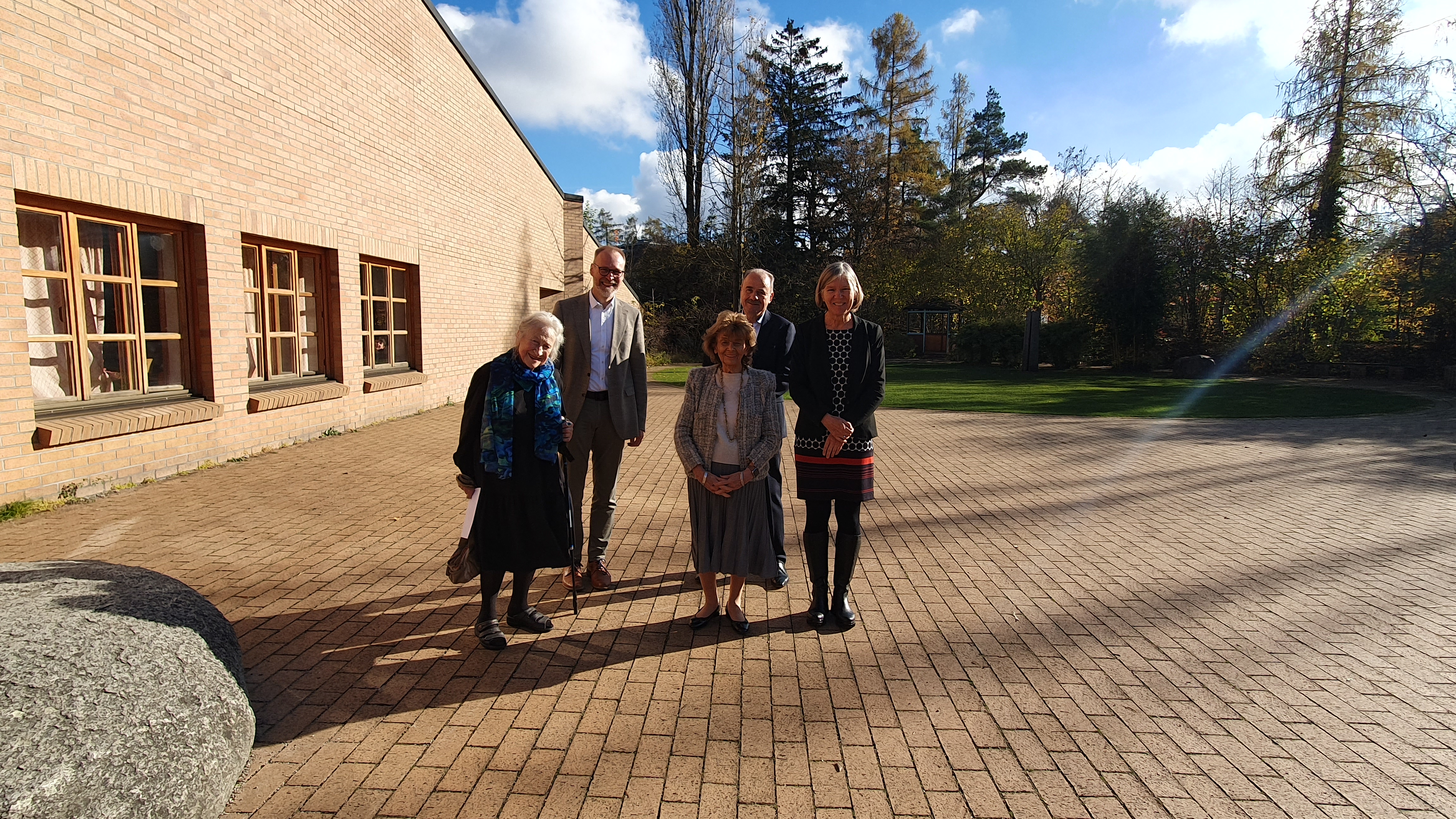 Die Leitung der Schule mit Dr. h. c. mult. Charlotte Knobloch